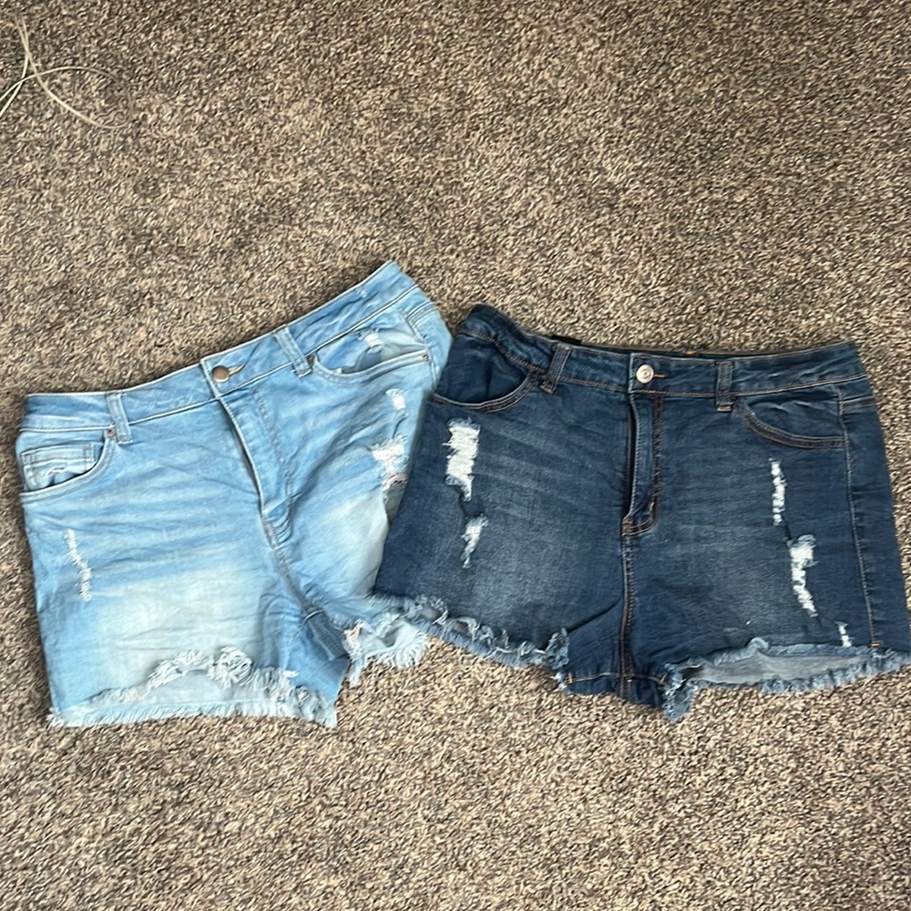 Cut off Jean shorts